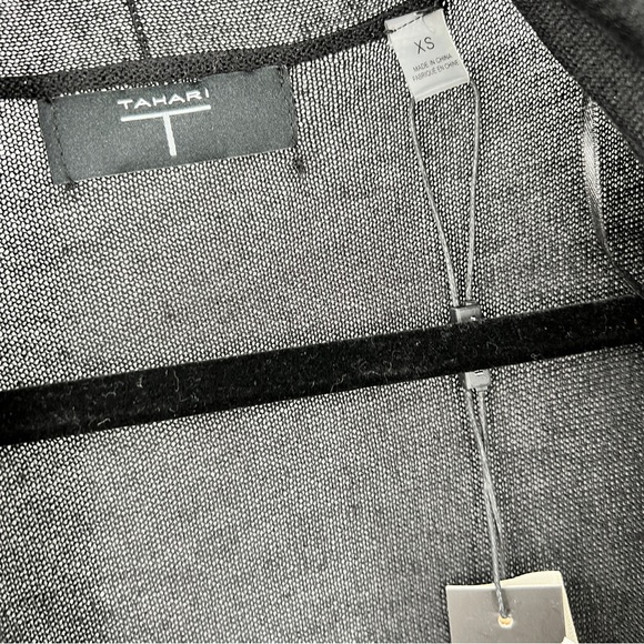 T Tahari Blouson Sleeve Long Cardigan in Black Size XS NWT (flaws) - Picture 9 of 10